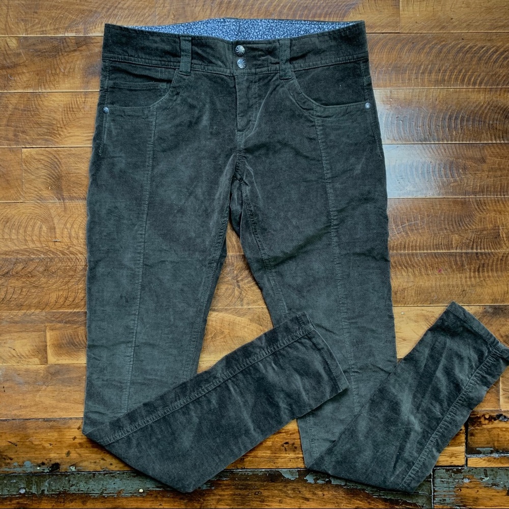 Athleta | corduroy skinny leg pants size 4